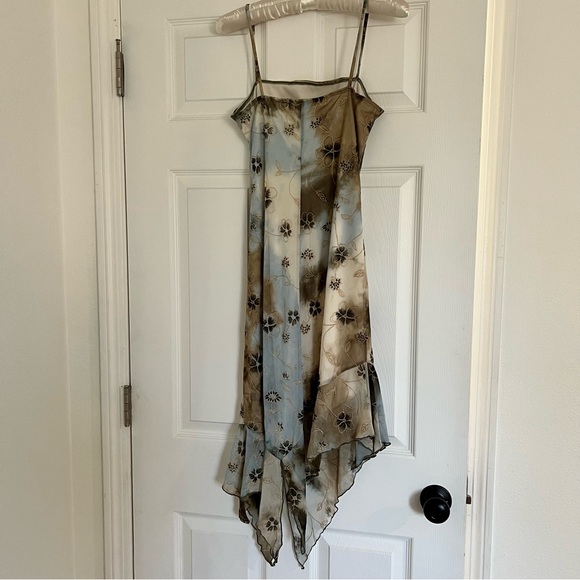 Y2K Vintage Asymmetrical Dress - Picture 6 of 6